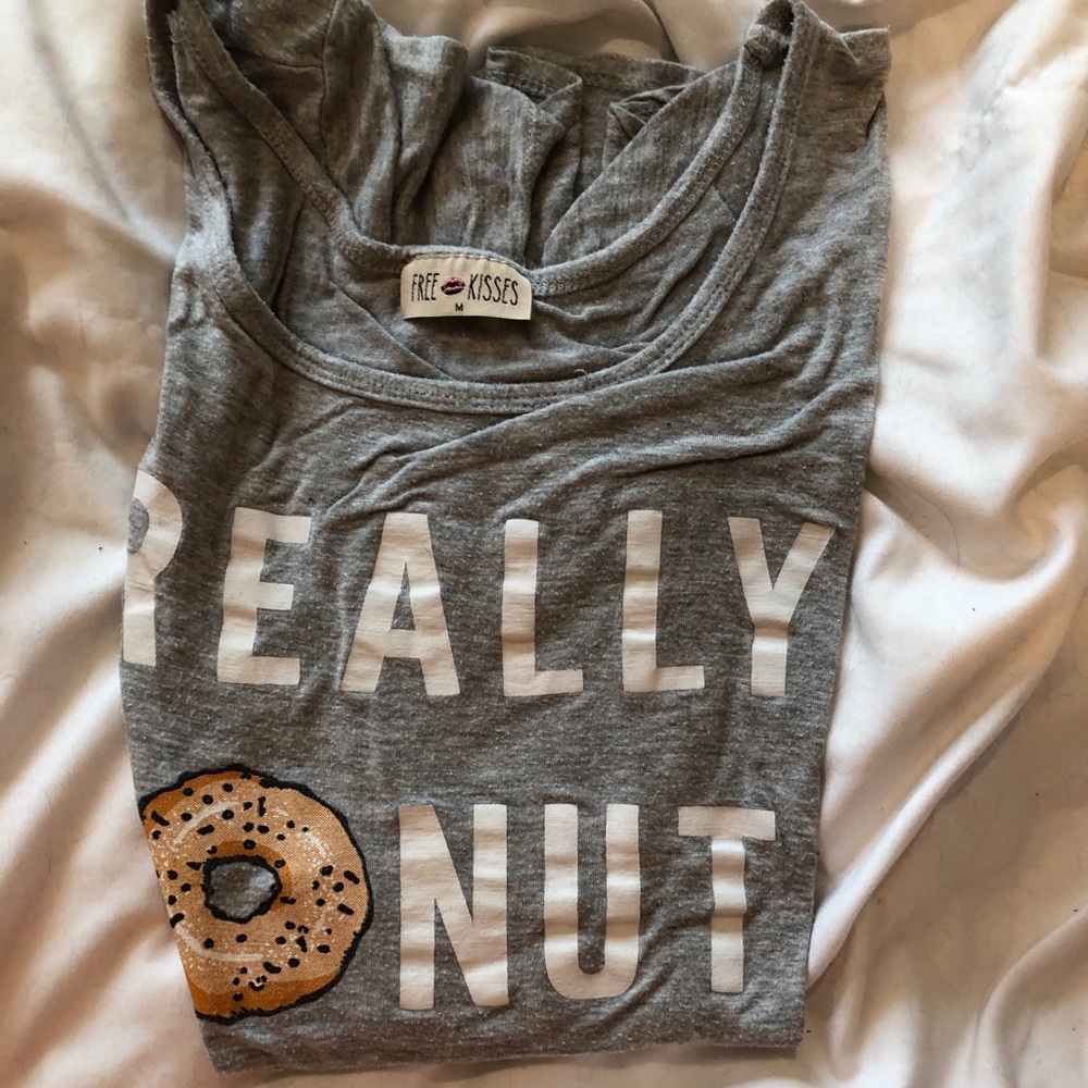 Graphic tee